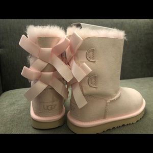 UGG Bailey Bow II (New In Box)